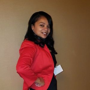 Meet your Posher, Jenell